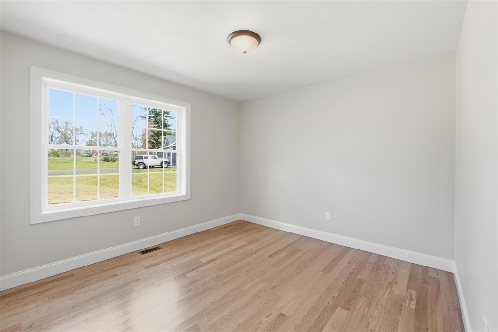 10 Foster Road West Brookfield, MA 01585 - Photo 24 of 42
