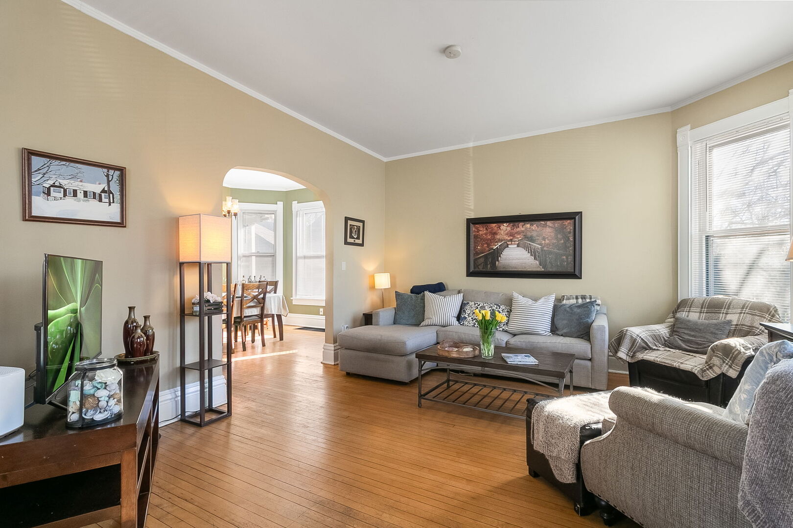 124 Forest Avenue Riverside, IL 60546 - Photo 3 of 24 Gallery Image 3