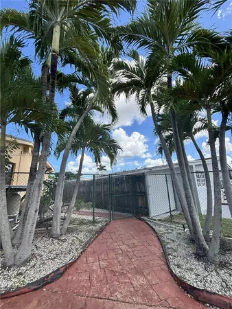 $669,000 | 18601 Southwest 98th Avenue, Cutler Bay, FL 33157