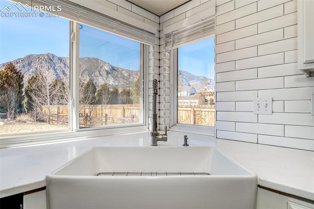 709 Capeglen Road Colorado Springs, CO 80906 - Photo 12 of 42 Gallery Image 12
