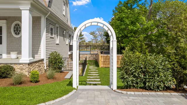 $6,999,990 | 64 Pershing Lane, Orleans, MA 02653