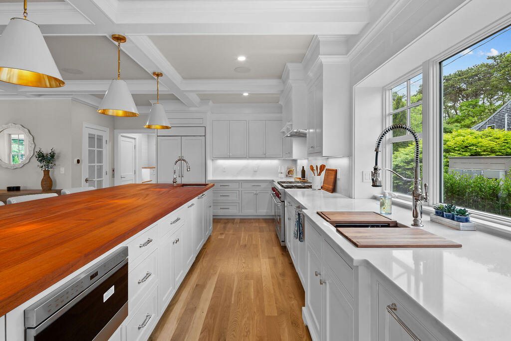 64 Pershing Lane Orleans, MA 02653 - Photo 41 of 100 64PershingLn-055