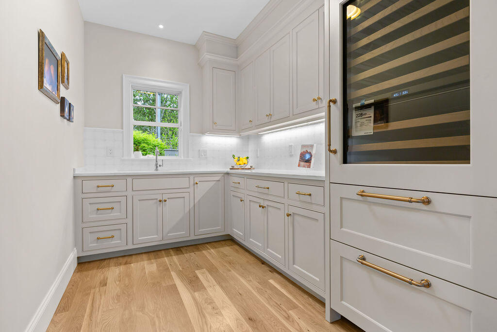 64 Pershing Lane Orleans, MA 02653 - Photo 49 of 100 64PershingLn-066