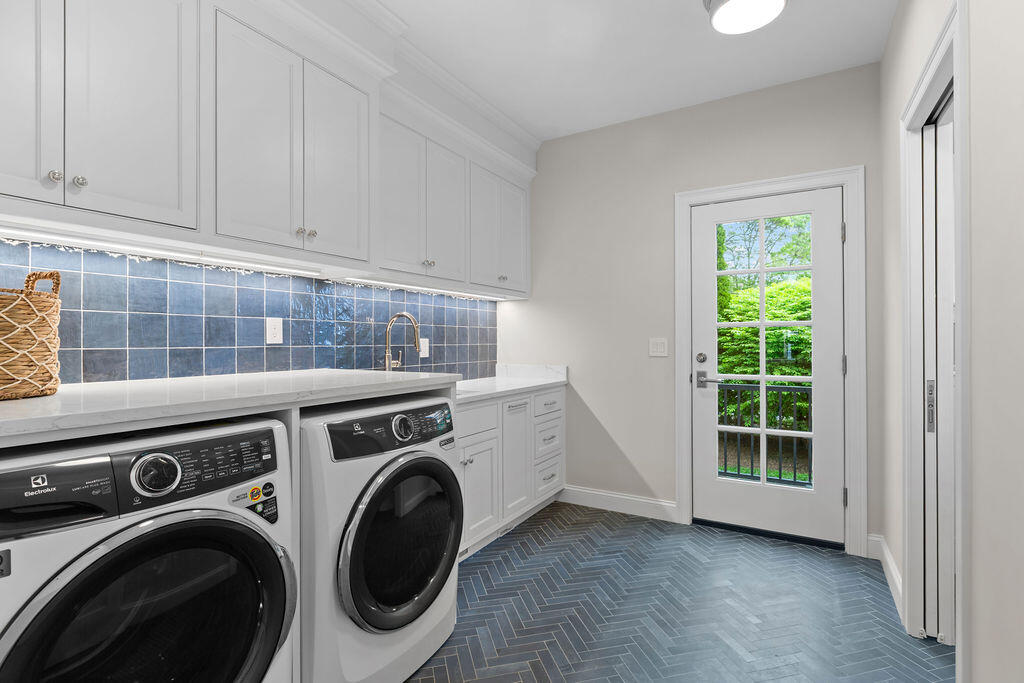 64 Pershing Lane Orleans, MA 02653 - Photo 50 of 100 64PershingLn-067