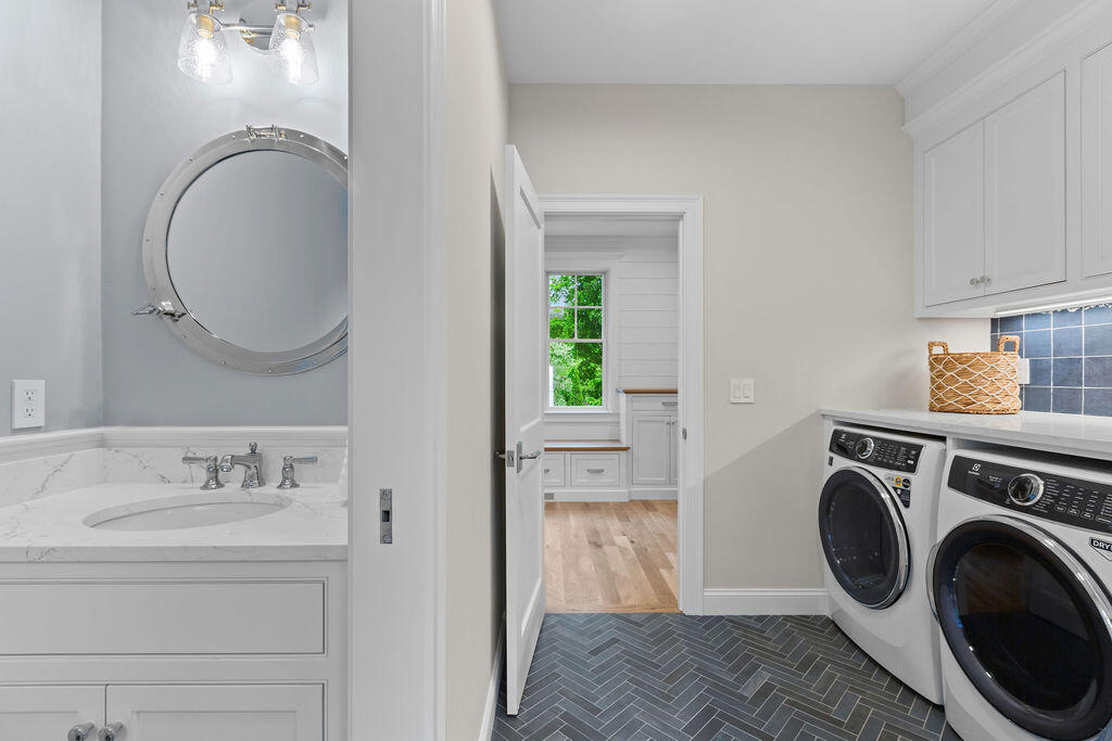 64 Pershing Lane Orleans, MA 02653 - Photo 52 of 100 64PershingLn-069