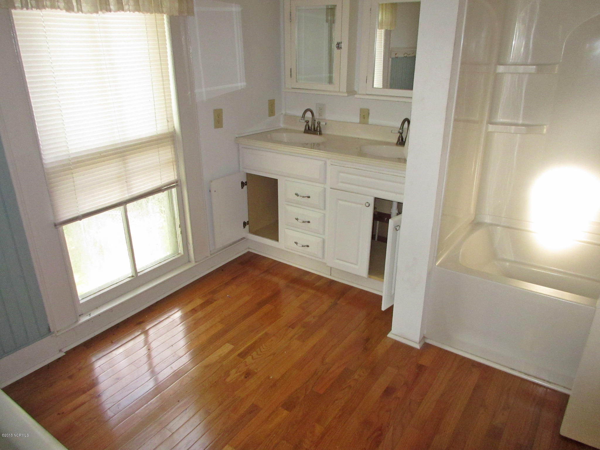 138 Barbour Road Hubert, NC 28539 - Photo 13 of 20 138 Barbour Rd - 2nd Floor Bed 4 Bath 1