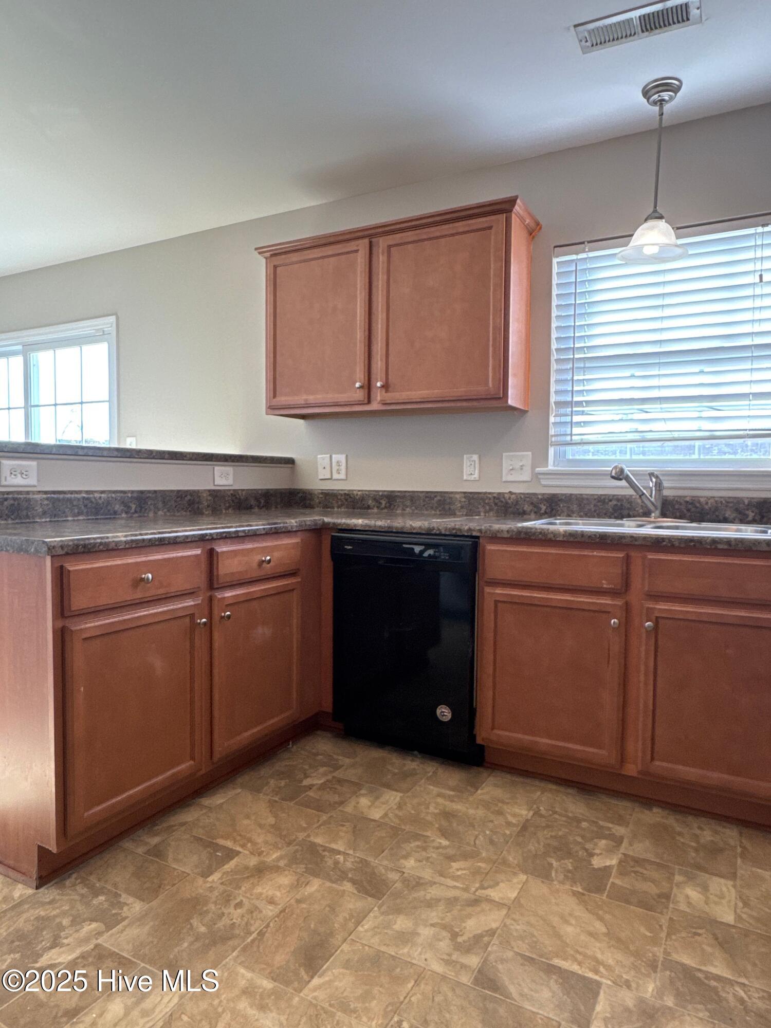 304 Sinclair Lane Hubert, NC 28539 - Photo 11 of 32 image (8)