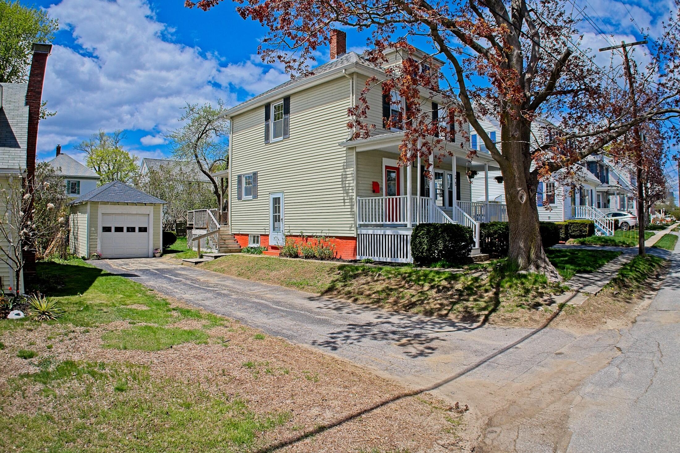 35 Strathmore Road South Portland, ME 04106 - Photo 6 of 32 Exterior front left