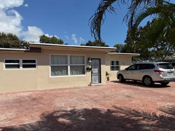 $1,400 | 721 Northeast 139th Street, Unit 1, North Miami, FL 33161