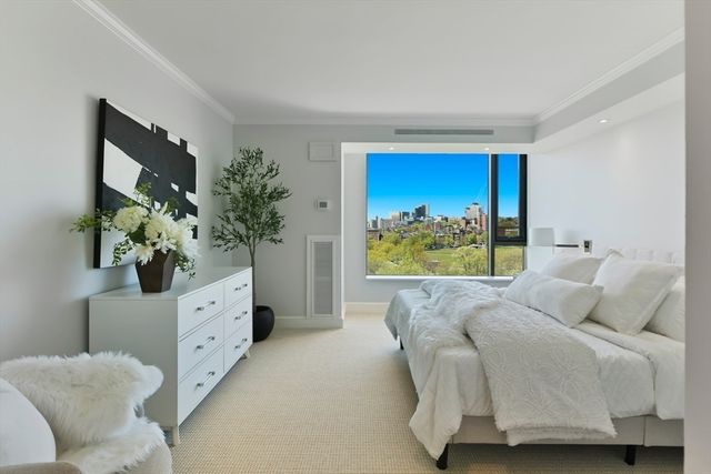 $2,950,000 | 220 Boylston Street, Unit 1005, Boston, MA 02116