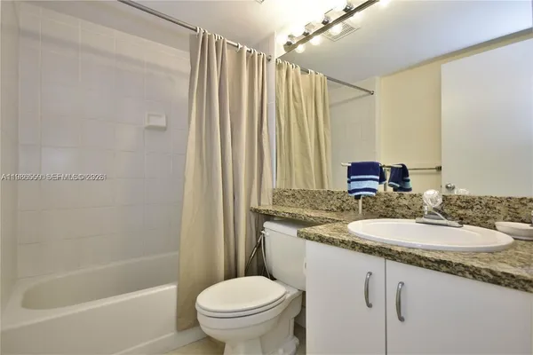 $3,000 | 3300 Northeast 192 Street, Unit LP11, Aventura, FL 33180
