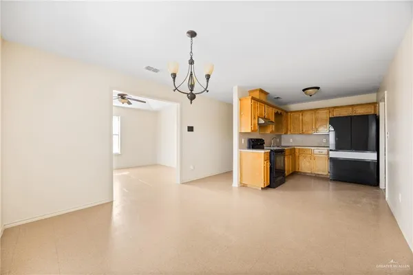 $1,500 | 4805 Jay Avenue, McAllen, TX 78504