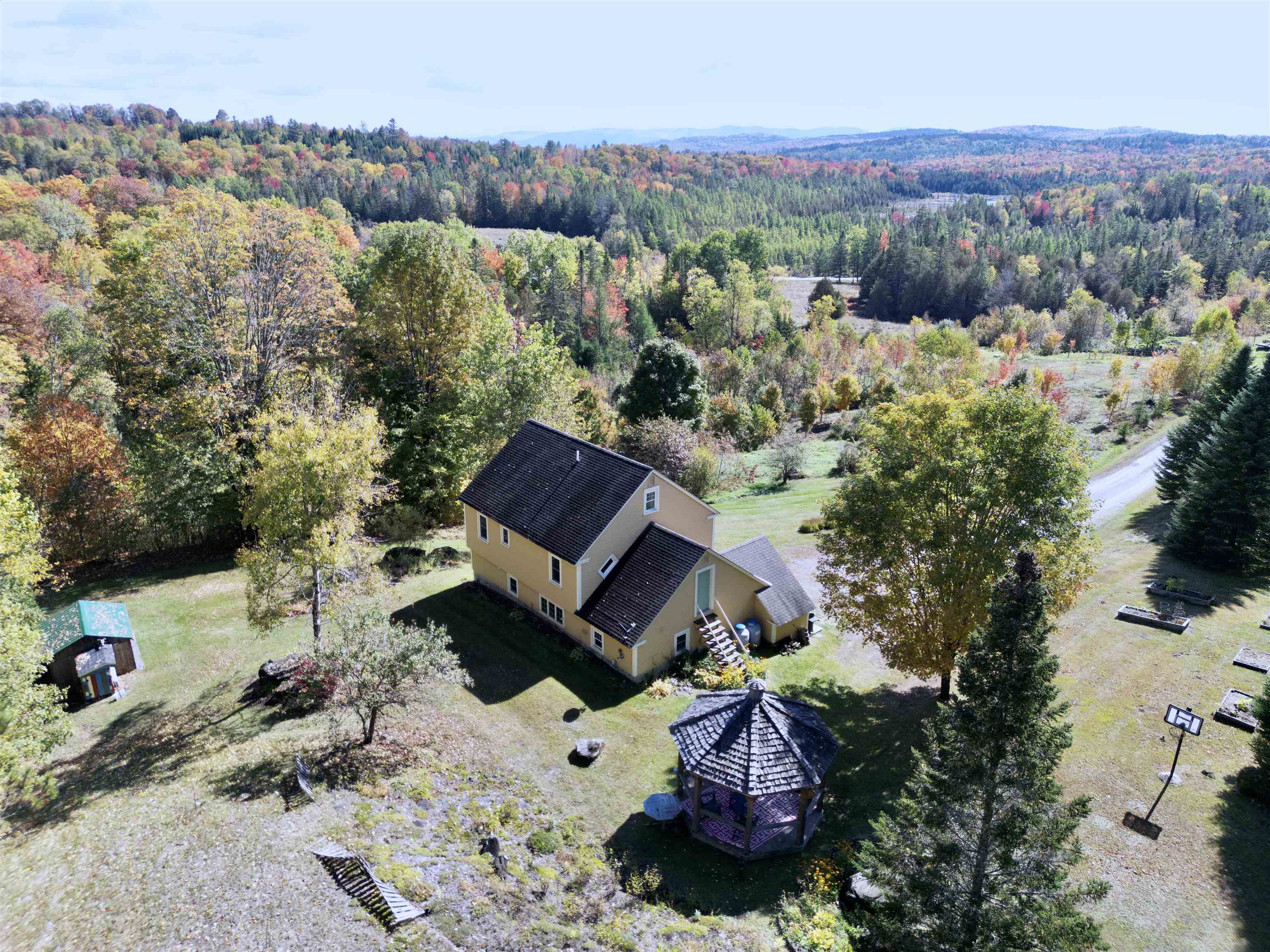 158 Evergreen Lane Barnet, VT 05821 - Photo 5 of 37