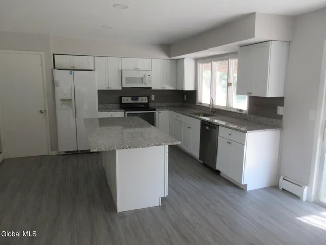 $299,900 | 11 Ferry Street, Schuylerville, NY 12871