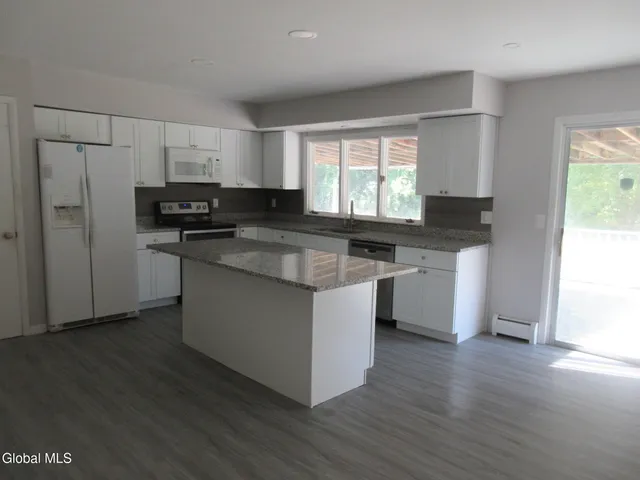 $299,900 | 11 Ferry Street, Schuylerville, NY 12871