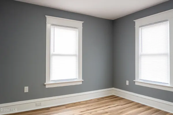 $330,000 | 14 Yale Street, Schenectady, NY 12304