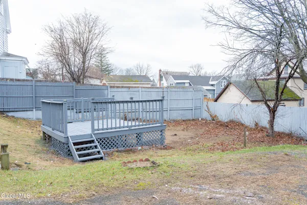 $330,000 | 14 Yale Street, Schenectady, NY 12304