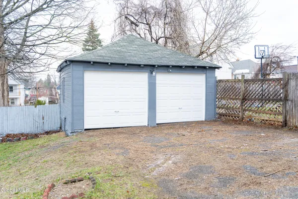 $330,000 | 14 Yale Street, Schenectady, NY 12304