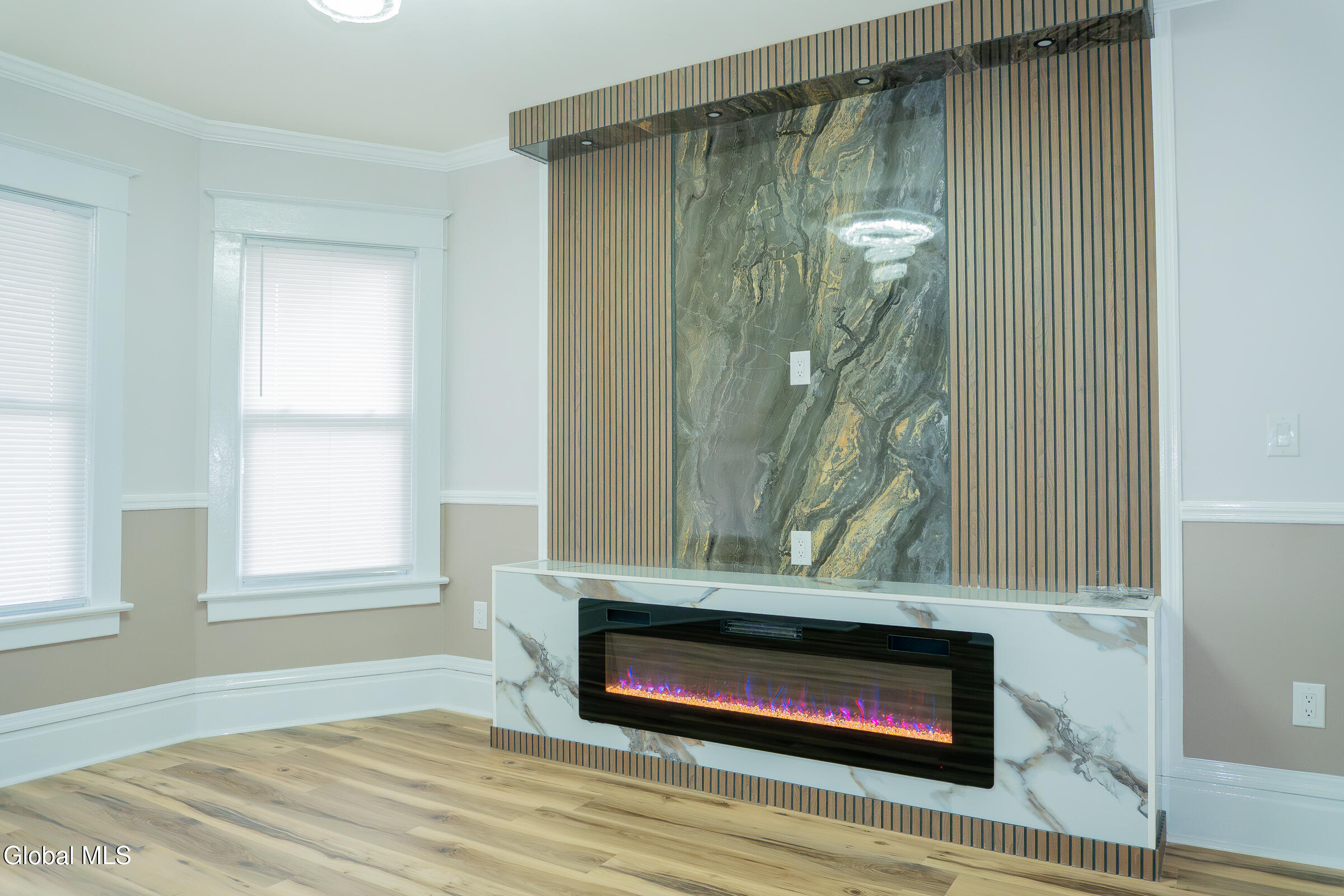 14 Yale Street Schenectady, NY 12304 - Photo 6 of 33 6