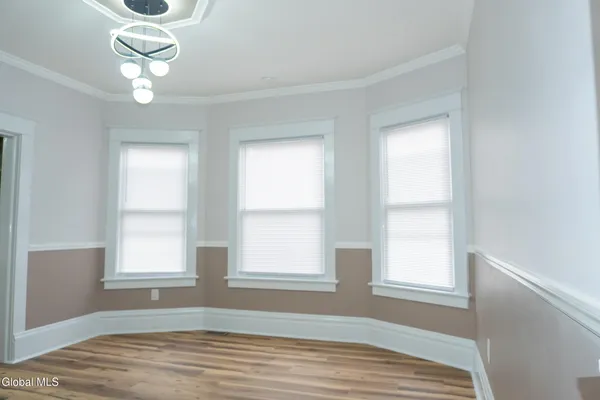 $330,000 | 14 Yale Street, Schenectady, NY 12304