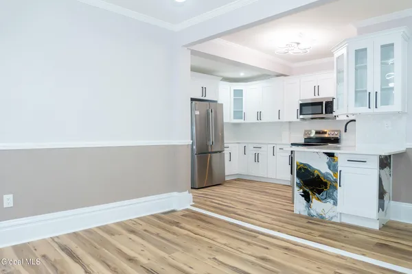 $330,000 | 14 Yale Street, Schenectady, NY 12304