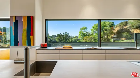 $12,500,000 | 2341 Gloaming Way, Beverly Hills, CA 90210