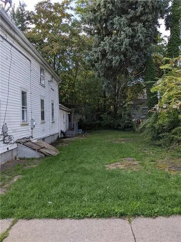 $124,900 | 388 Smith Street, Rochester, NY 14608