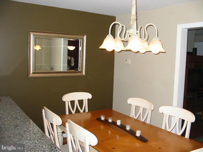 3431 Santee Road Baltimore, MD 21236 - Photo 11 of 30 Dining Room