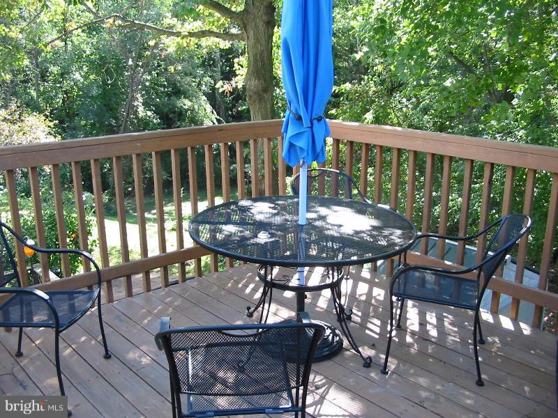 3431 Santee Road Baltimore, MD 21236 - Photo 21 of 30 Deck