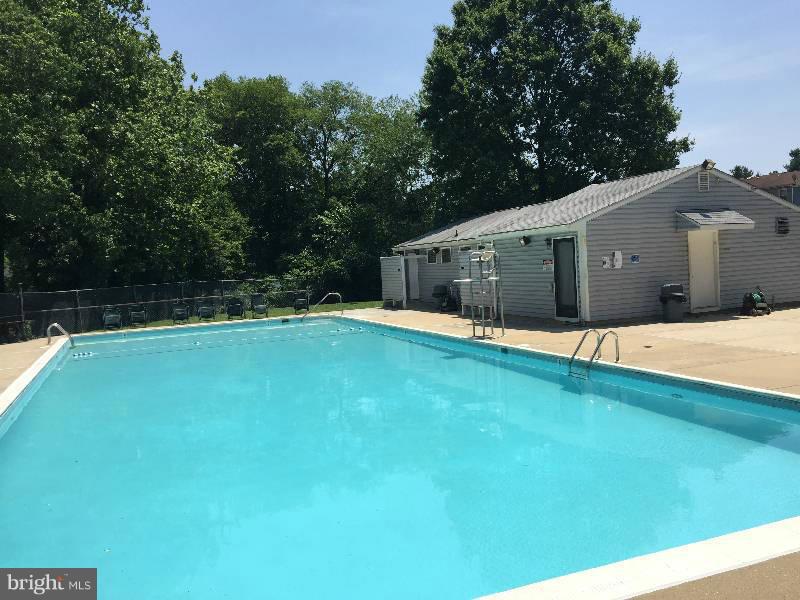 3431 Santee Road Baltimore, MD 21236 - Photo 30 of 30 Community Pool