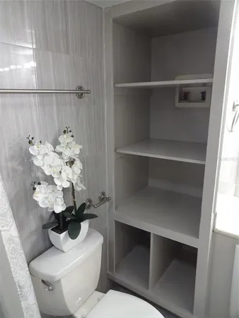 a bathroom with a toilet