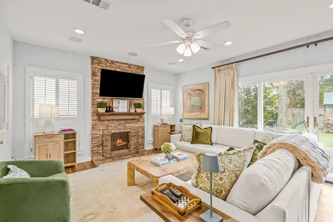 $1,350,000 | 3717 Bellaire Drive South, Fort Worth, TX 76109