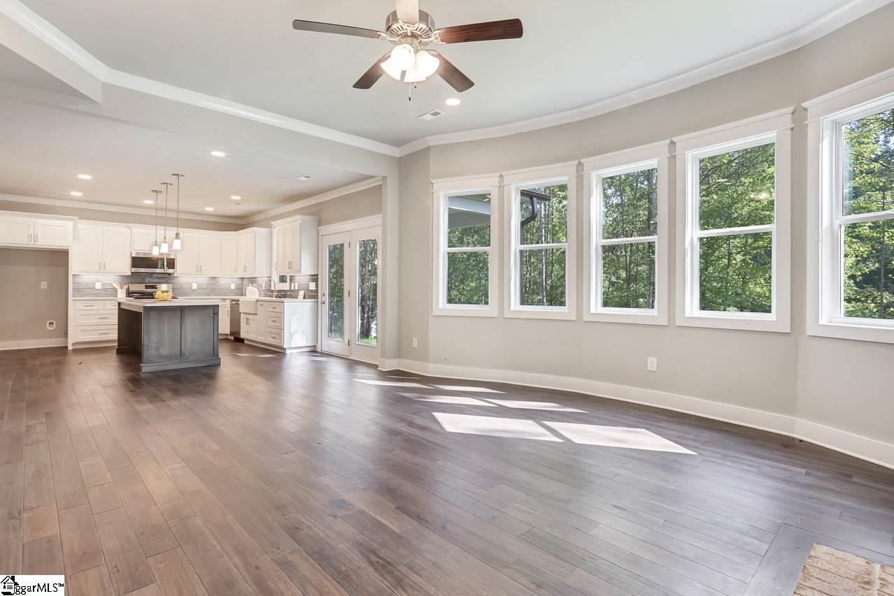 468 Lindsey Lake Road Travelers Rest, SC 29690 - Photo 14 of 36 Gallery Image 14