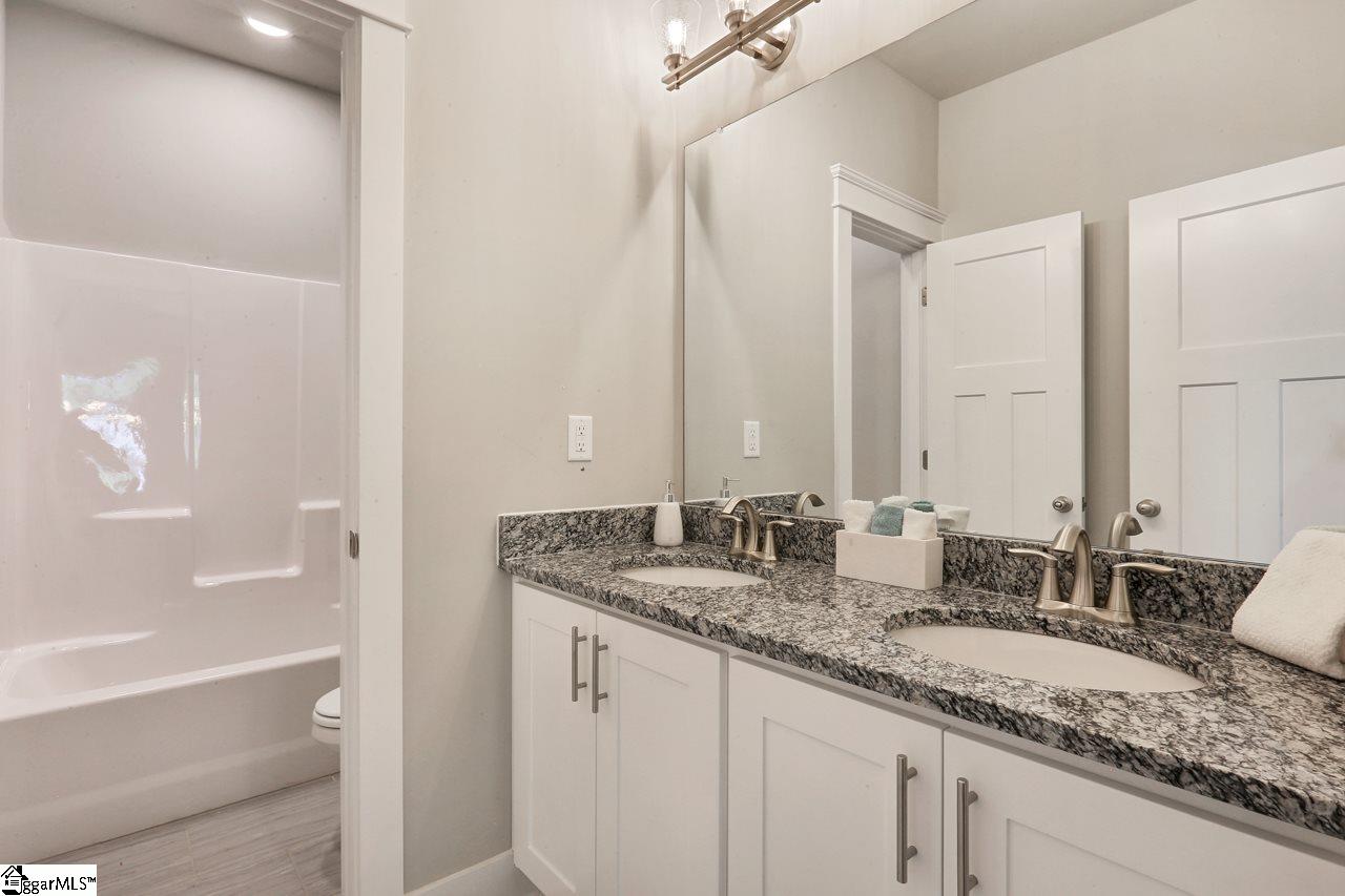 468 Lindsey Lake Road Travelers Rest, SC 29690 - Photo 22 of 36 Gallery Image 22