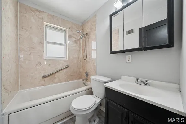 $119,000 | 222 Henquin Drive, St. Louis, MO 63135