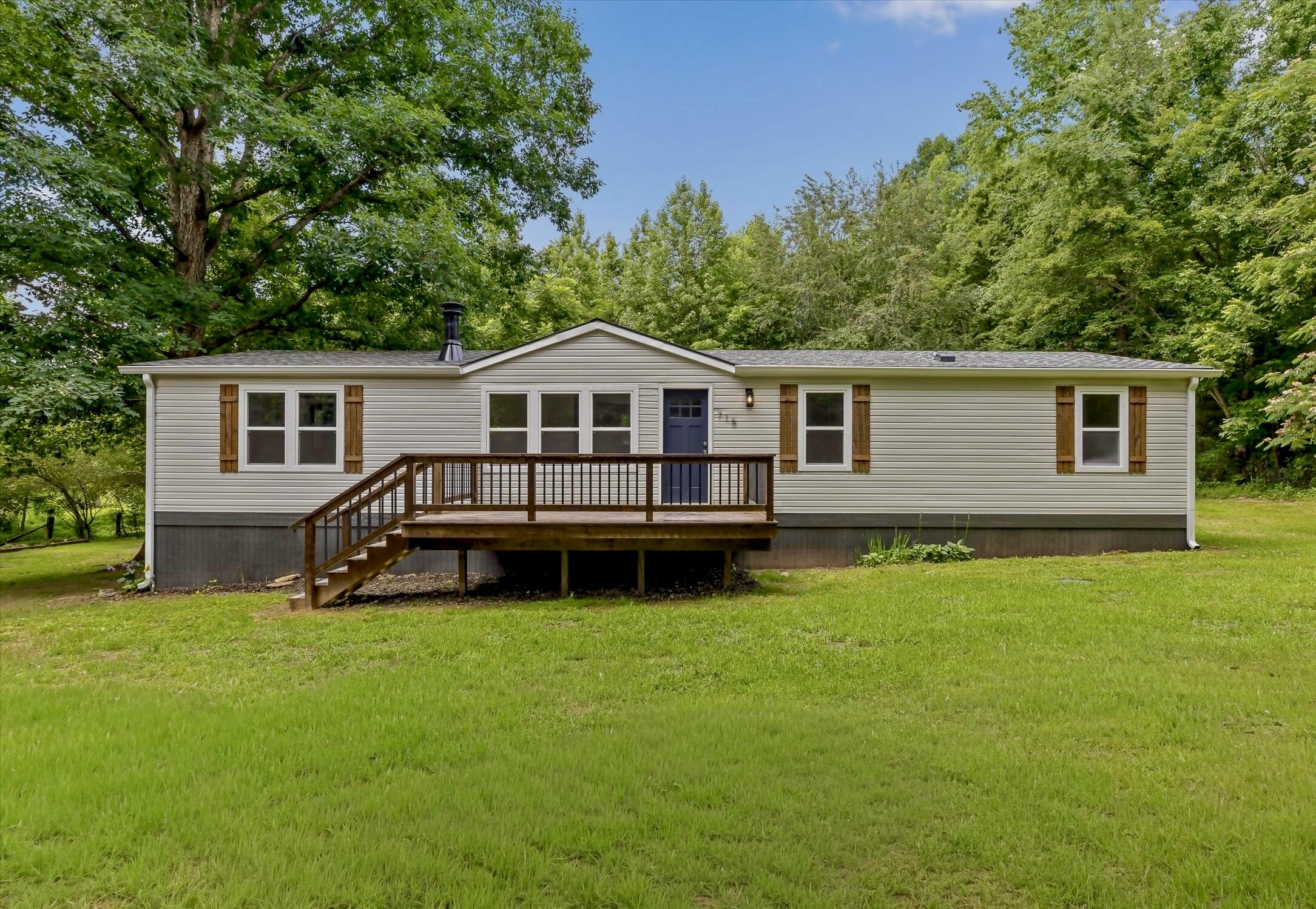 715 Lusk Loop Road
