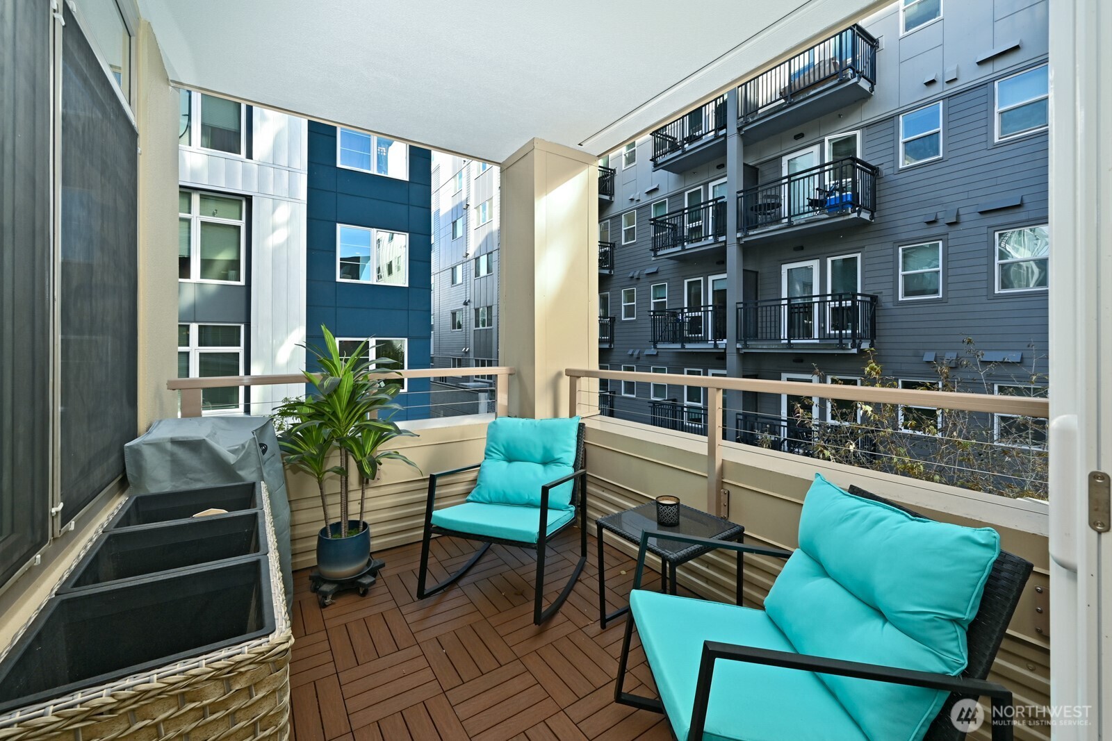 1530 Northwest Market Street, Unit 412 Seattle, WA 98107 - Photo 14 of 35