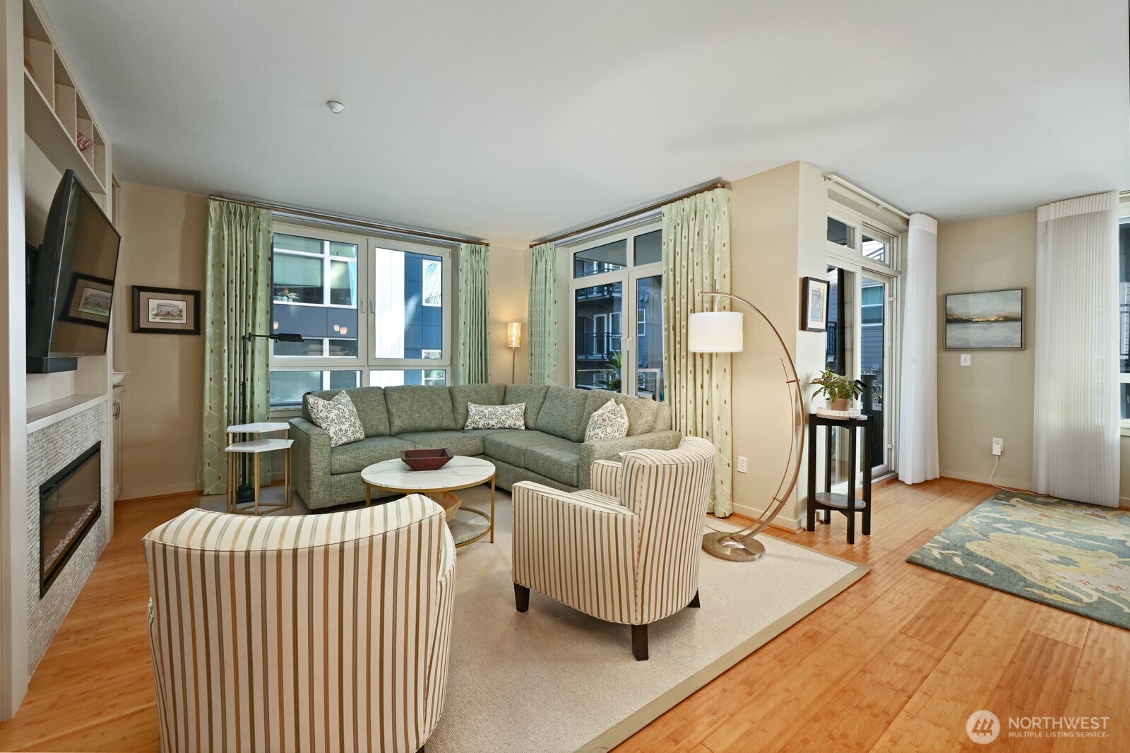 1530 Northwest Market Street, Unit 412 Seattle, WA 98107 - Photo 4 of 35