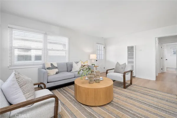 $4,600 | 502 36th Street, Unit B, Newport Beach, CA 92663