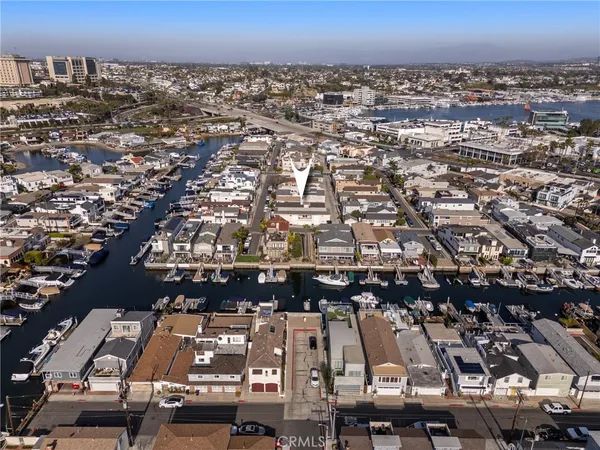 $4,600 | 502 36th Street, Unit B, Newport Beach, CA 92663