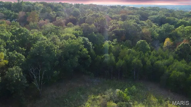 $325,000 | 150 Dubuque Lane, Hillsboro, MO 63050