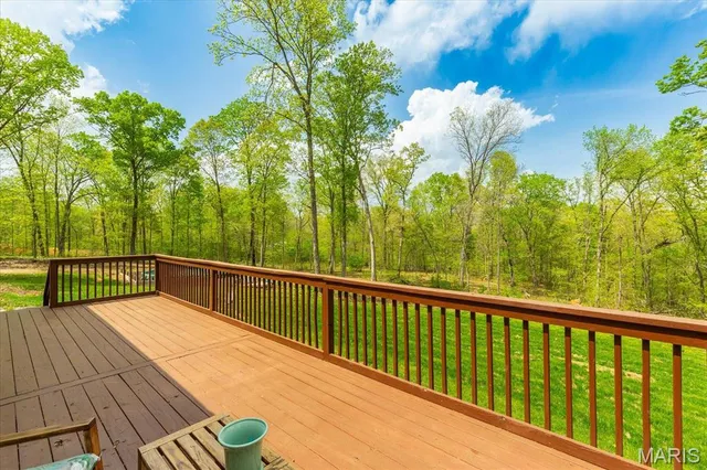 $325,000 | 150 Dubuque Lane, Hillsboro, MO 63050