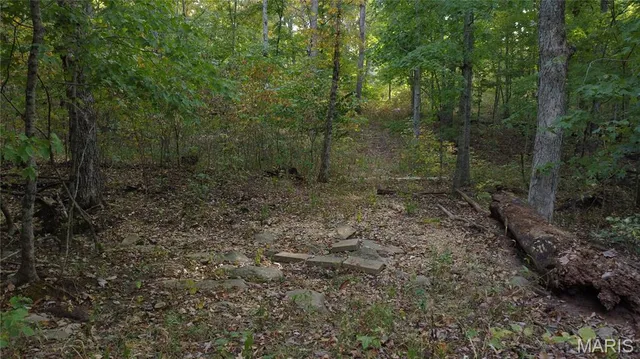 $325,000 | 150 Dubuque Lane, Hillsboro, MO 63050