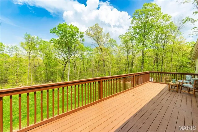 $325,000 | 150 Dubuque Lane, Hillsboro, MO 63050