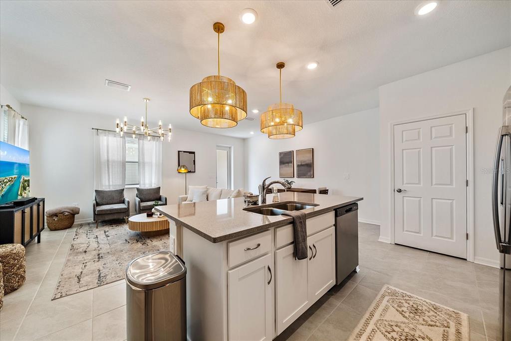 1712 Cleat Lane Sarasota, FL 34240 - Photo 11 of 26