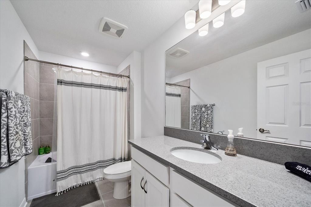 1712 Cleat Lane Sarasota, FL 34240 - Photo 19 of 26