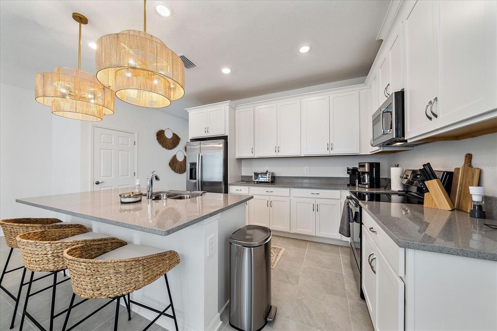 1712 Cleat Lane Sarasota, FL 34240 - Photo 10 of 26