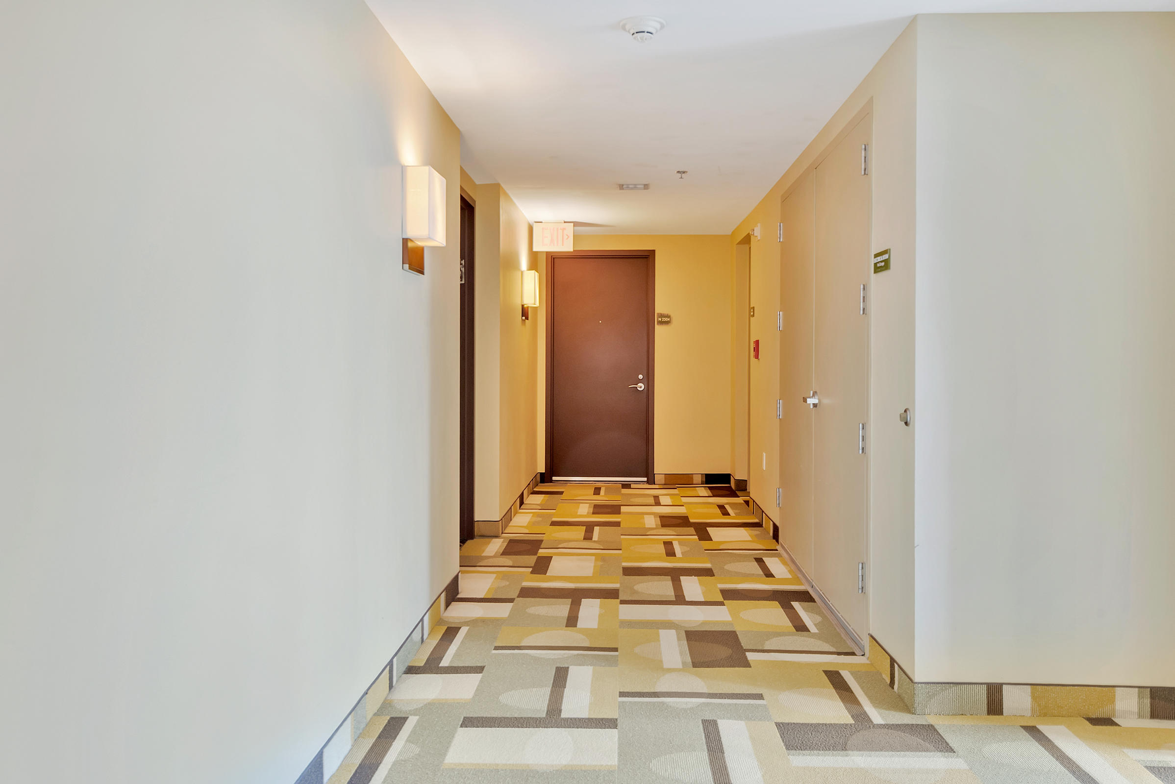 2641 North Flamingo Road, Unit 2503N Sunrise, FL 33323 - Photo 35 of 47 a view of bathroom