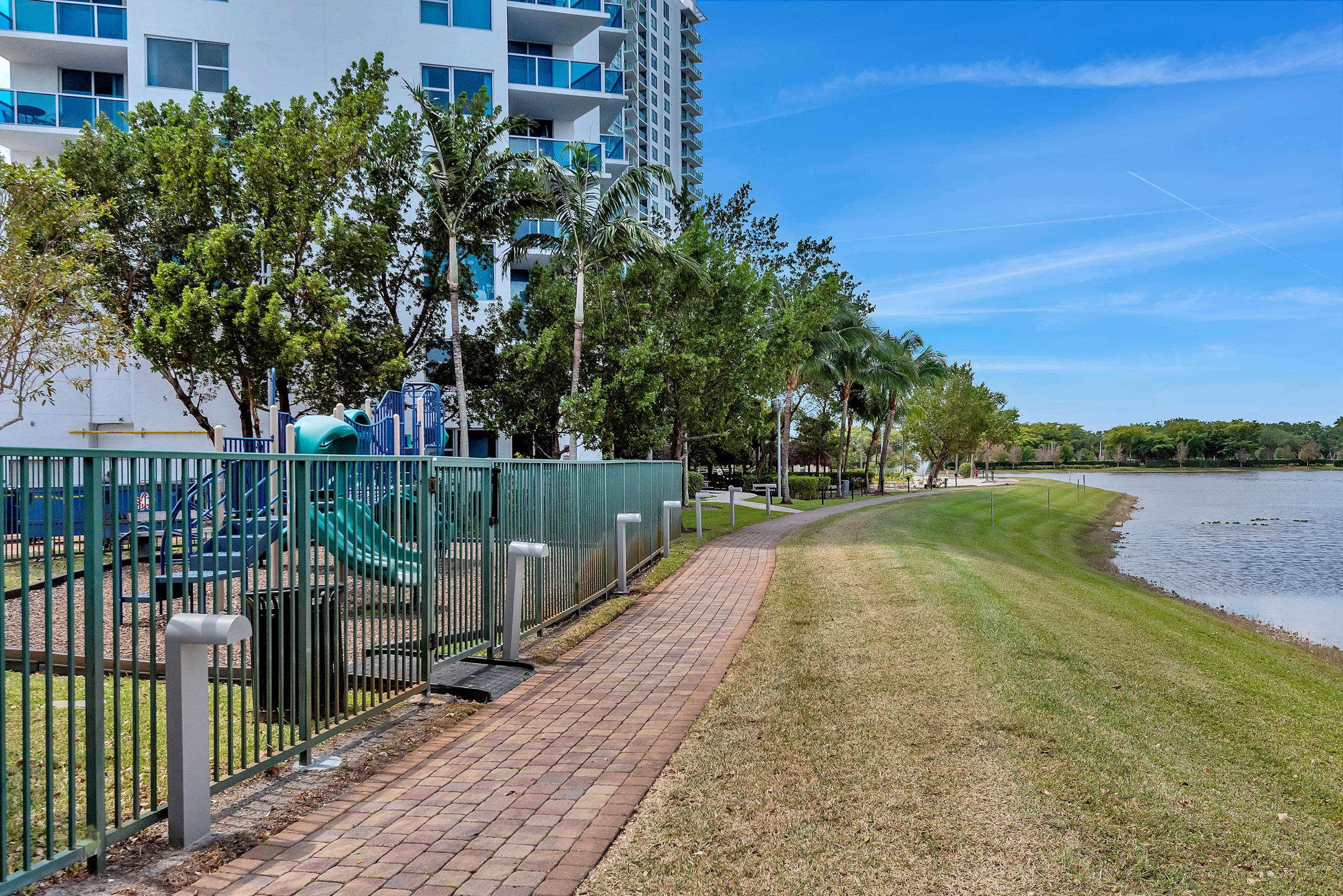 2641 North Flamingo Road, Unit 2503N Sunrise, FL 33323 - Photo 47 of 47 a view of a park with large trees
