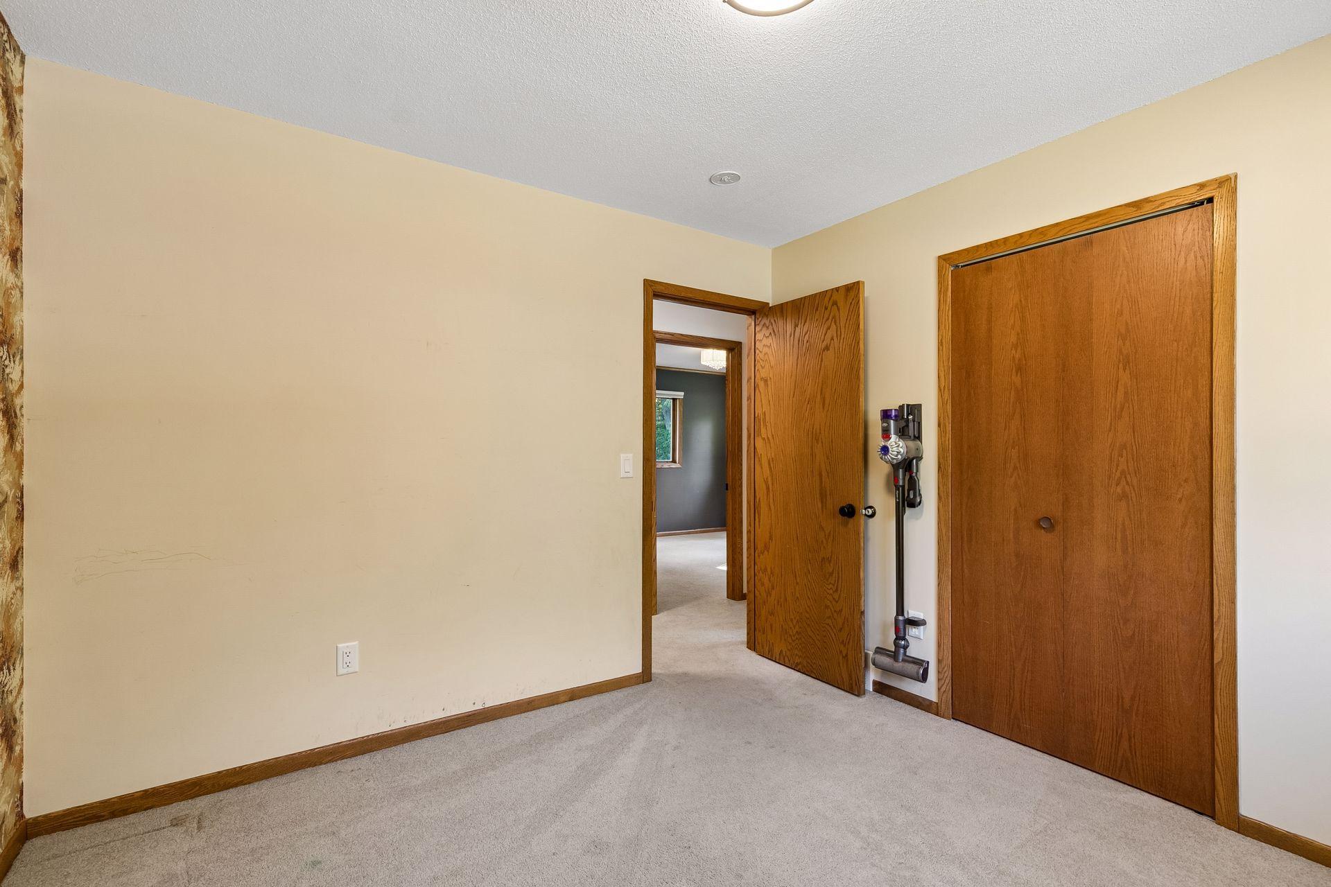 401 Mission Road West Bloomington, MN 55420 - Photo 24 of 62